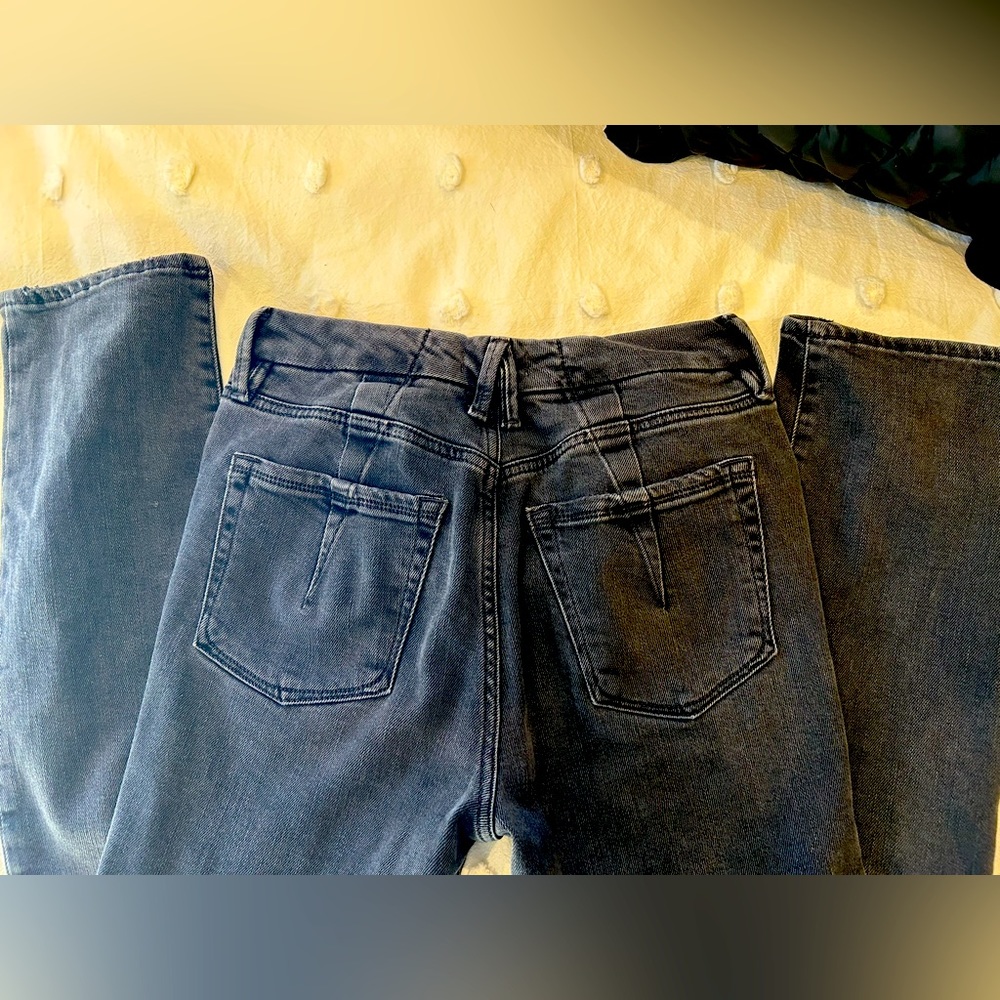 GOOD AMERICAN CLASSIC SLIM STRAIGHT JEANS
